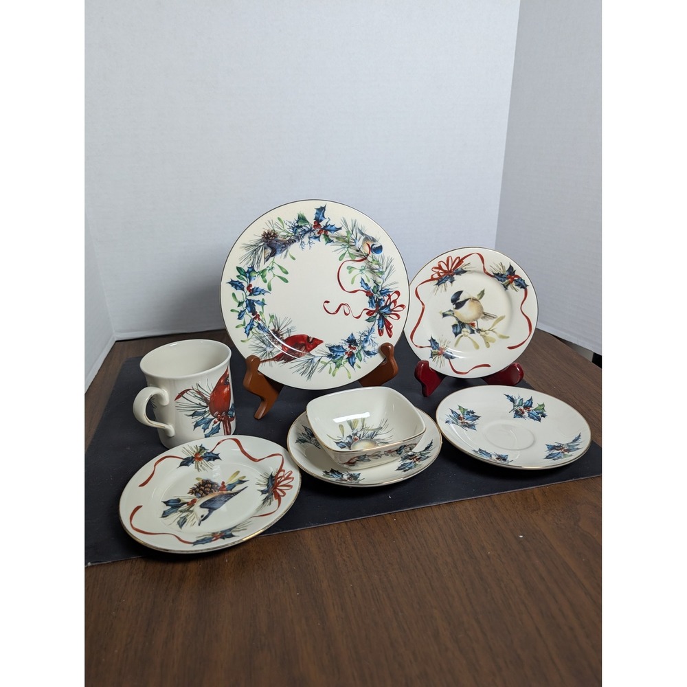 Lenox Winter Greetings/Cardinals Mixed Set